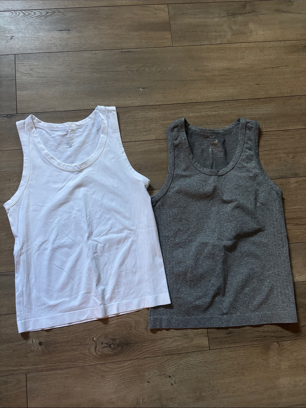 Lot of 2 Workout Ribbed Tanks White and Charcoal S NWOT